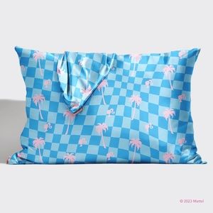 Barbie x Kitsch | Malibu Satin Pillowcase